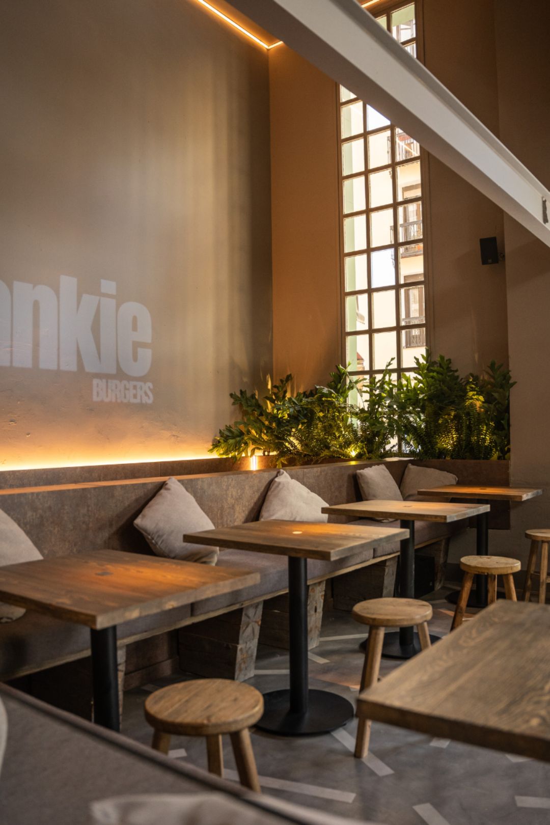 Hamburguesería Frankie Burgers | Espronceda Madrid